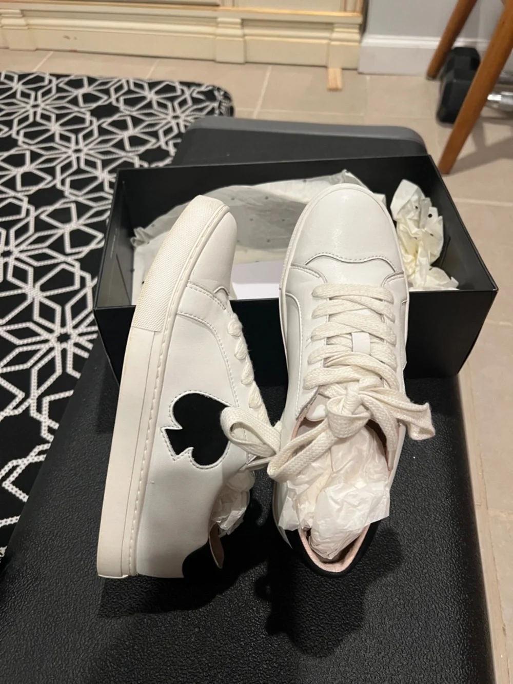kate spade White Leather Low-Top Lace-Up Sneakers